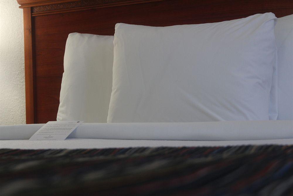 Country Inn & Suites By Radisson, Lackland Afb San Antonio , Tx Zewnętrze zdjęcie